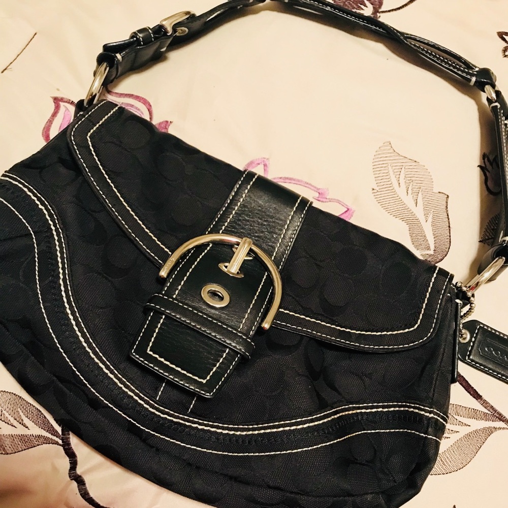 Small Coach Shoulder Bag (Used)